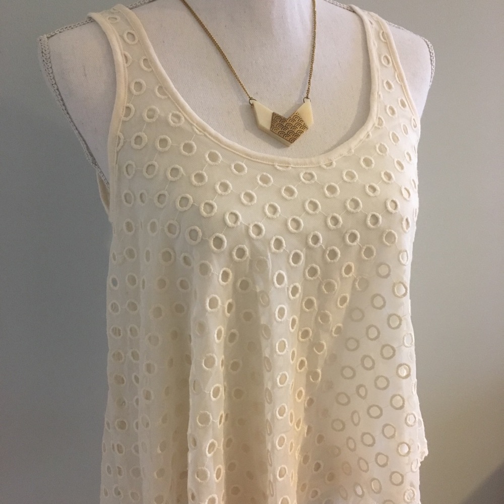 NWT Ella Moss Eyelet Lace Cropped Tank - Picture 2 of 6